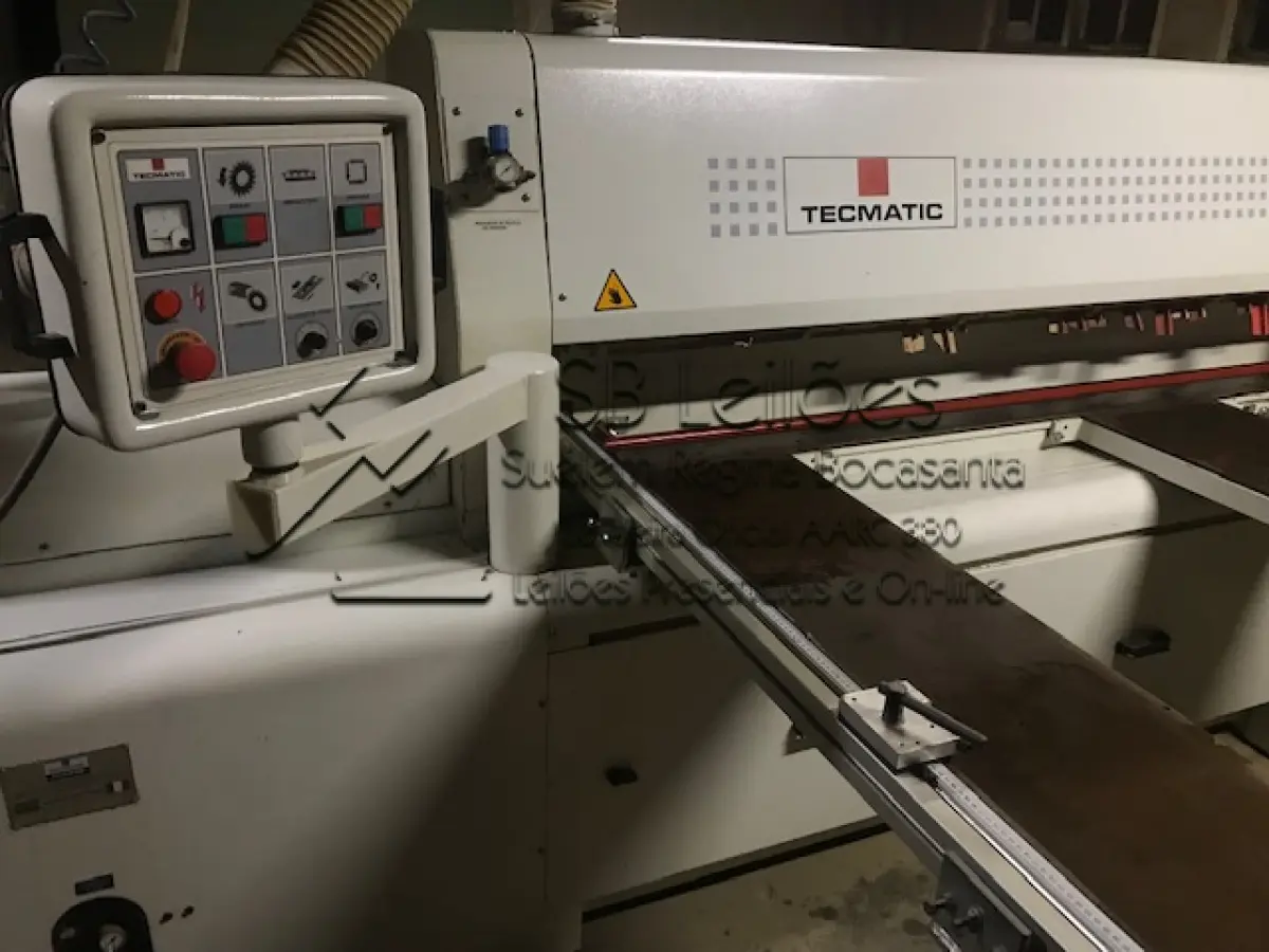 LOTE 011 - 01 (uma) seccionadora, marca Tecmatic Focus 3.8.