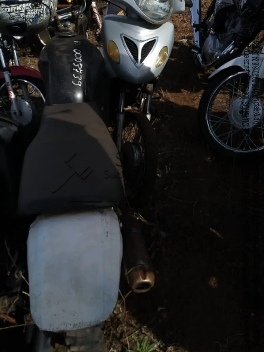 LOTE 001 - Sucata motocicleta Yamaha/YBR