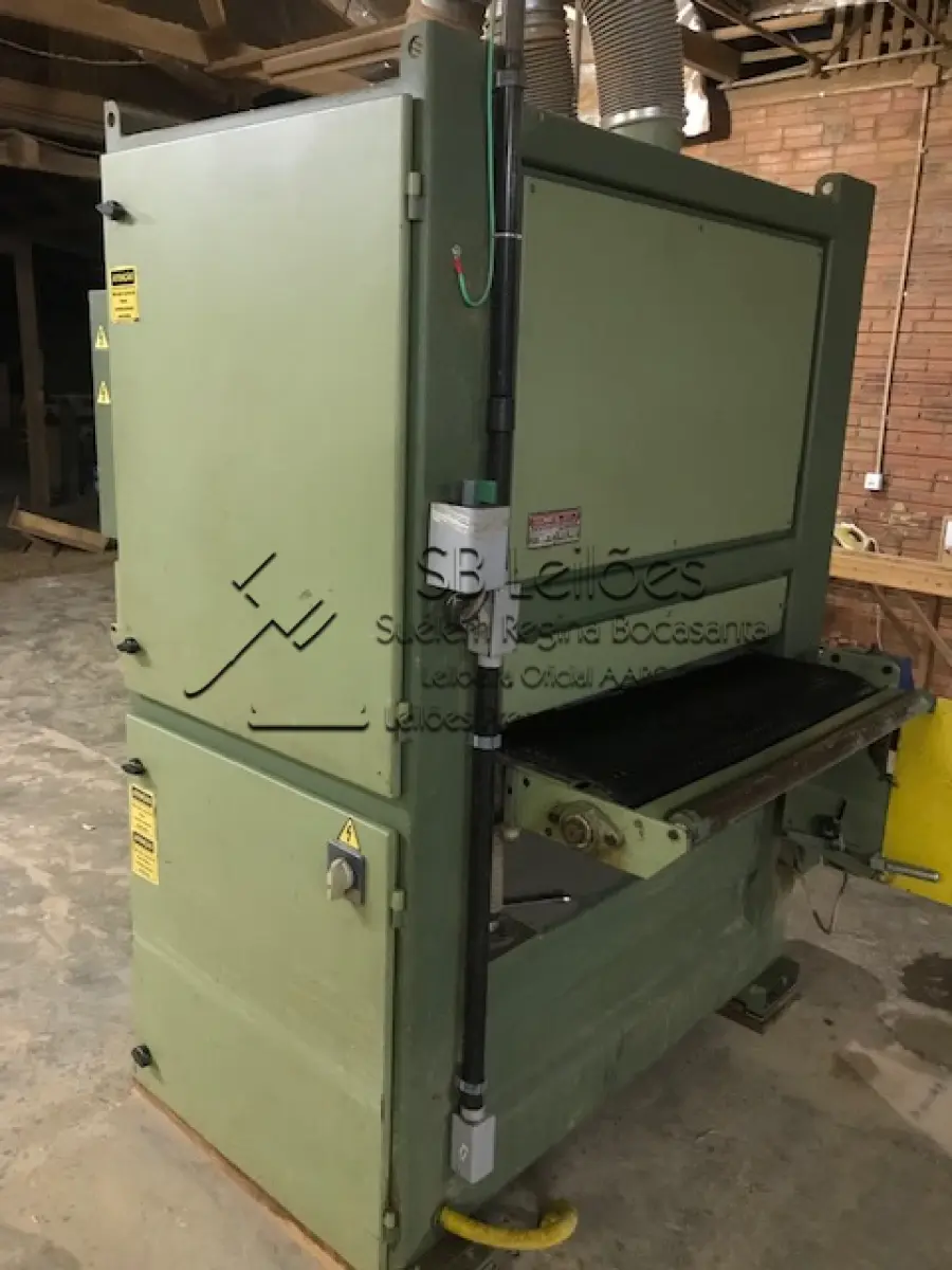 LOTE 005 - 01 (uma) lixadeira Band Larga, marca Tecmatic.