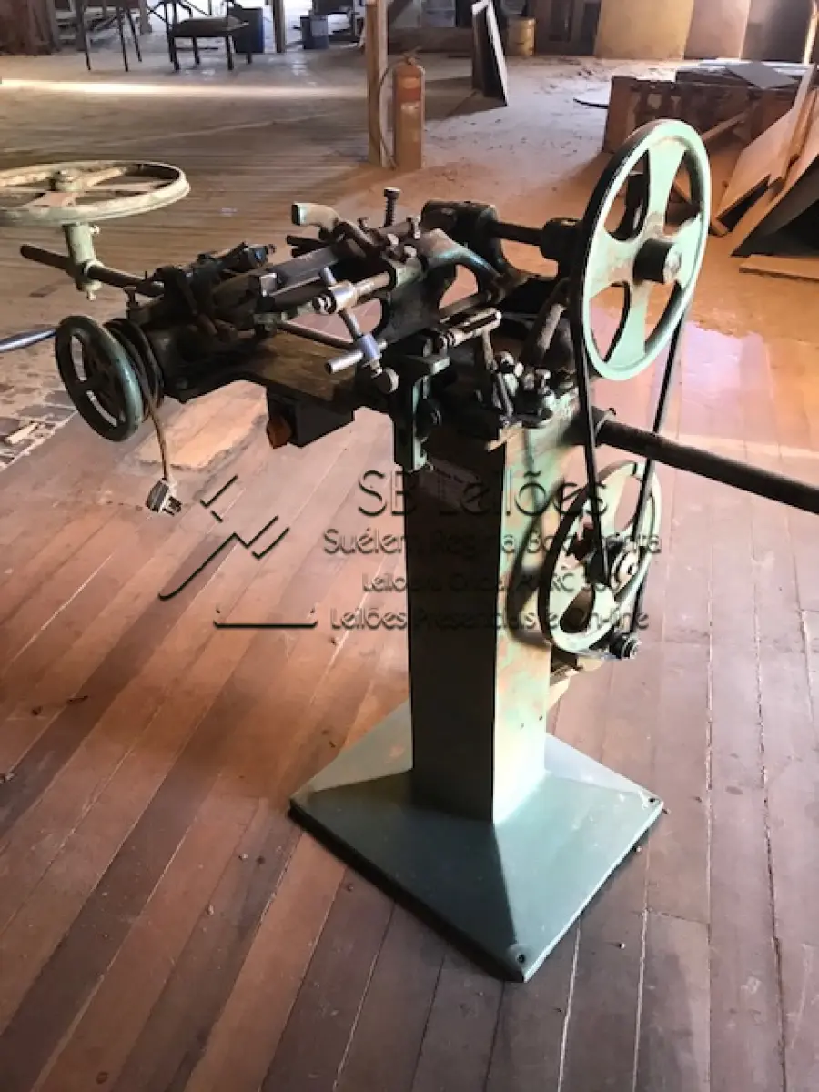 LOTE 013 - 01 (um) afiador automático para serra fita.