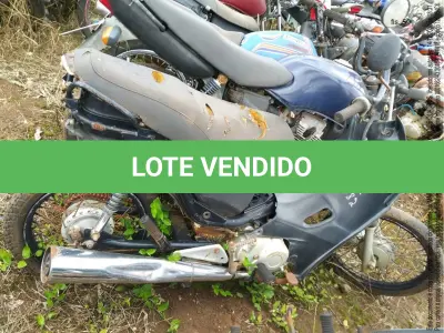LOTE 004 - Sucata Motocicleta Honda C100 Biz ES