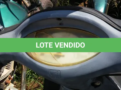 LOTE 006 - Sucata da Motocicleta Honda Biz C100