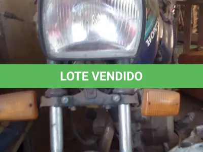 LOTE 001 - Motocicleta Honda CG Titan 125, placa LYQ 5113, ano 1997