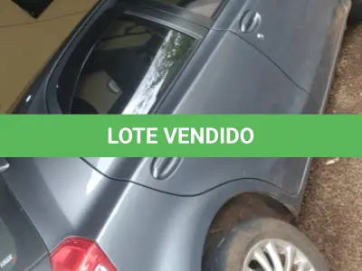 LOTE  - Toyota Etios HB XLS, Flex