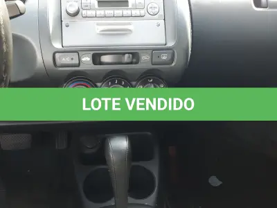 LOTE 001 - Honda Fit EX, automático, 2005/2006