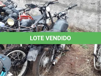 LOTE  - Sucata de motocicleta Yamaha
