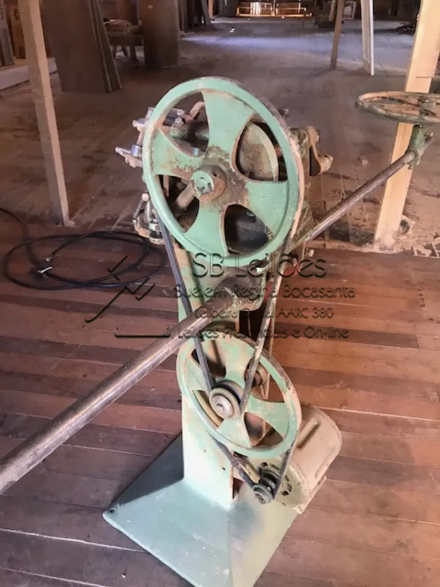 LOTE 013 - 01 (um) afiador automático para serra fita.