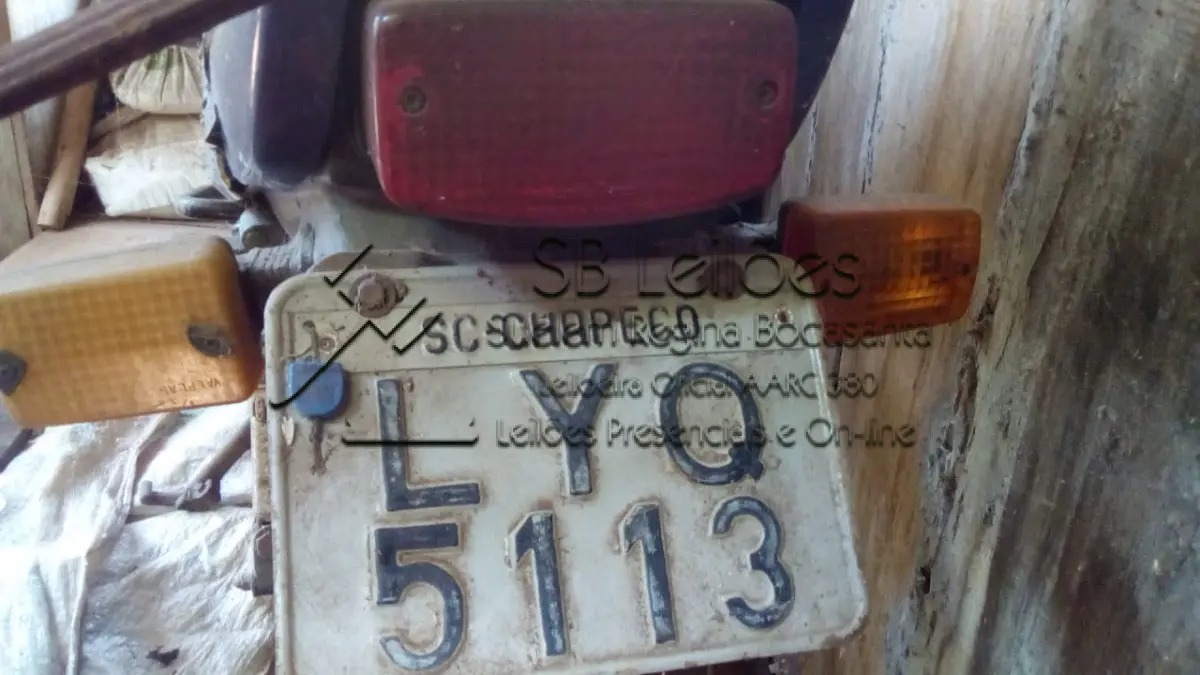LOTE 001 - Motocicleta Honda CG Titan 125, placa LYQ 5113, ano 1997