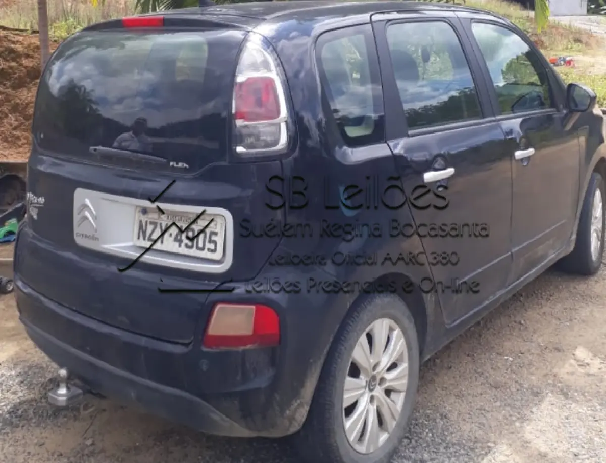 LOTE 001 - Veículo Citroen C3 Picasso GLX M Flex,