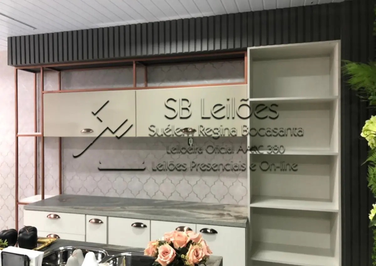 LOTE 0000 - 01 Cozinha sob medida em MDF de 18 milímetros