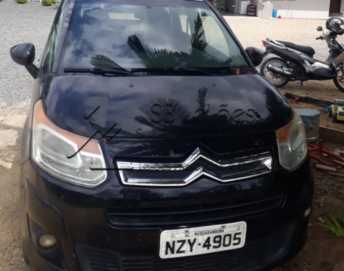 LOTE 001 - Veículo Citroen C3 Picasso GLX M Flex,