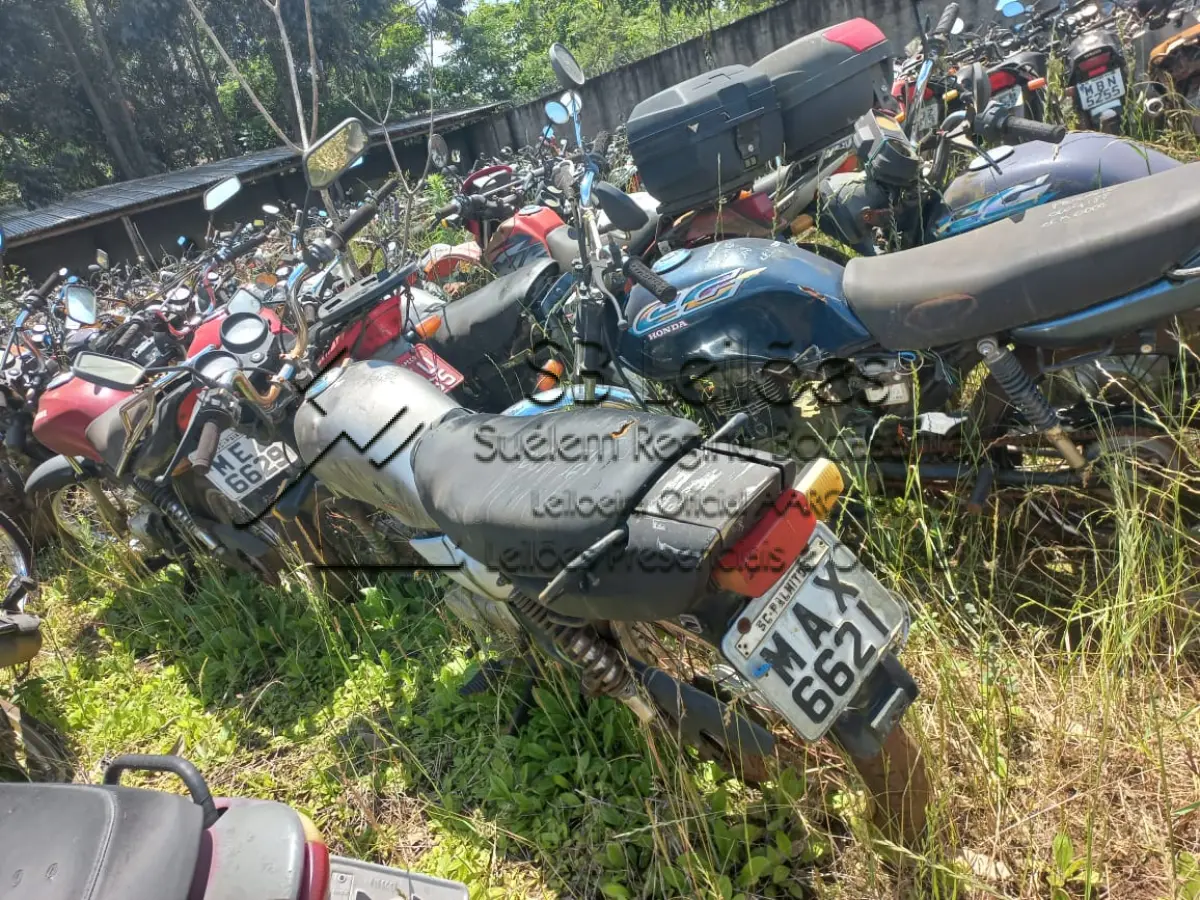 LOTE 001 - Sucata Motocicleta Honda CG 125 Titan