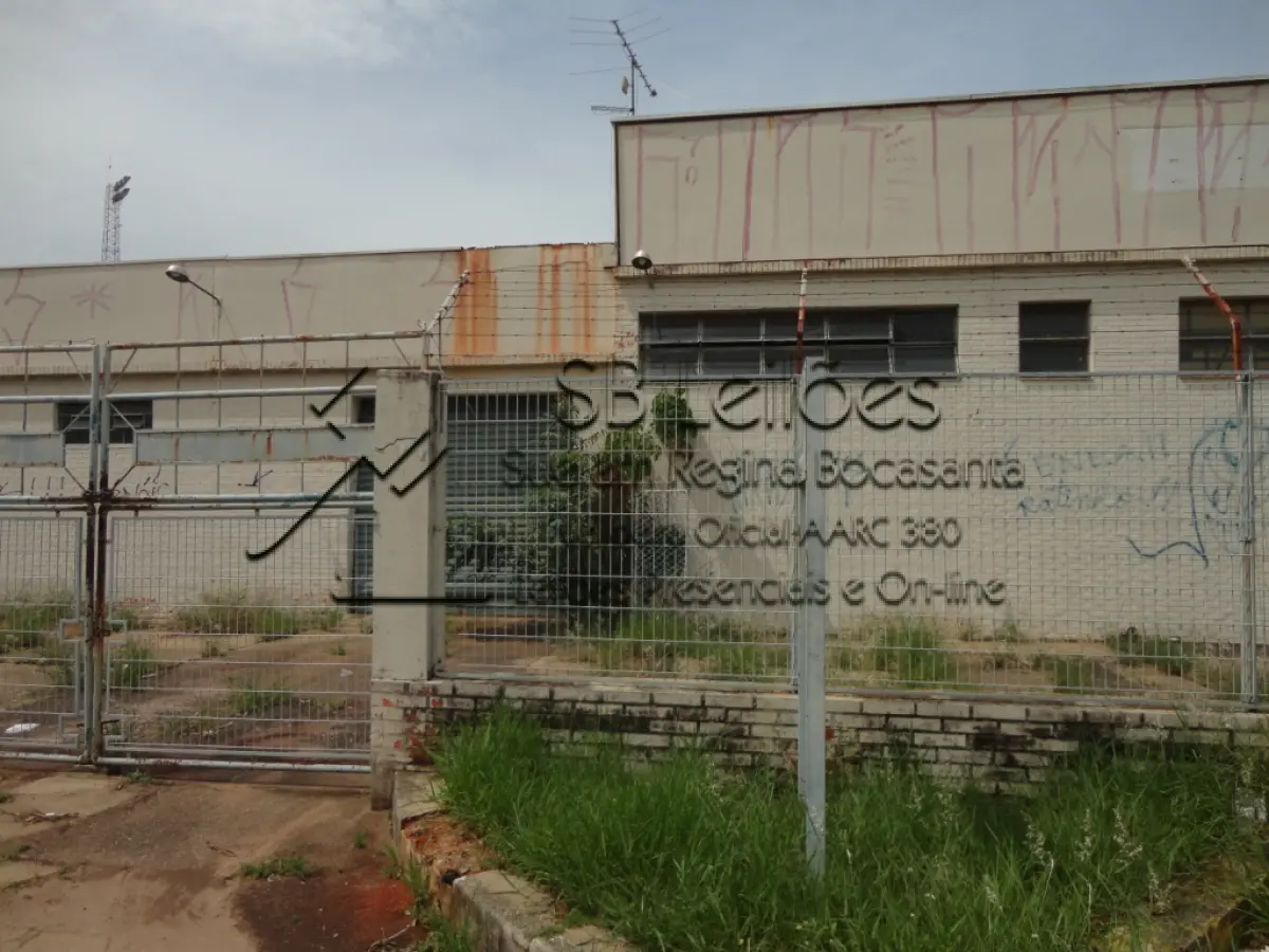 LOTE  - Imóveis Matrículas nºs 71.187 e 71.189 ambas do CRI da Comarca de Indaiatuba-SP.