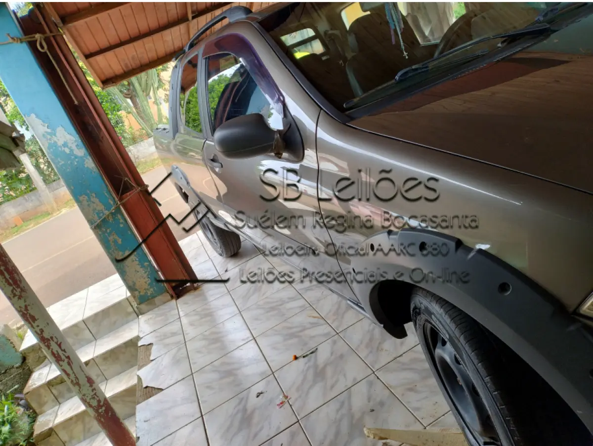 LOTE 000 - Veículo Fiat Strada Working CD