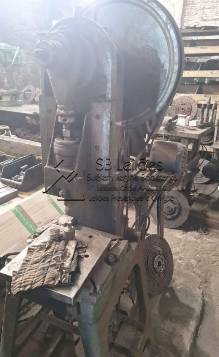 LOTE 000 - Prensa excêntrica, marca Harlo