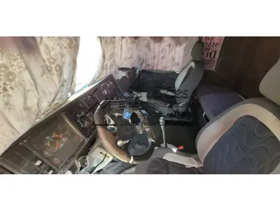 LOTE 001 - Caminhão Scania T112 ES 6X4