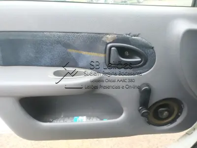 LOTE 000 - Veículo Renault Clio RN 1.0