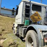 LOTE 001 - Caminhão Scania T112 ES 6X4