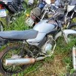 LOTE 001 - Sucata de motocicleta clonada Yamaha YBR